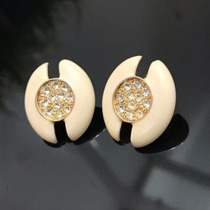 Vintage Gold Plate / White Oval/ Crystal Earrings